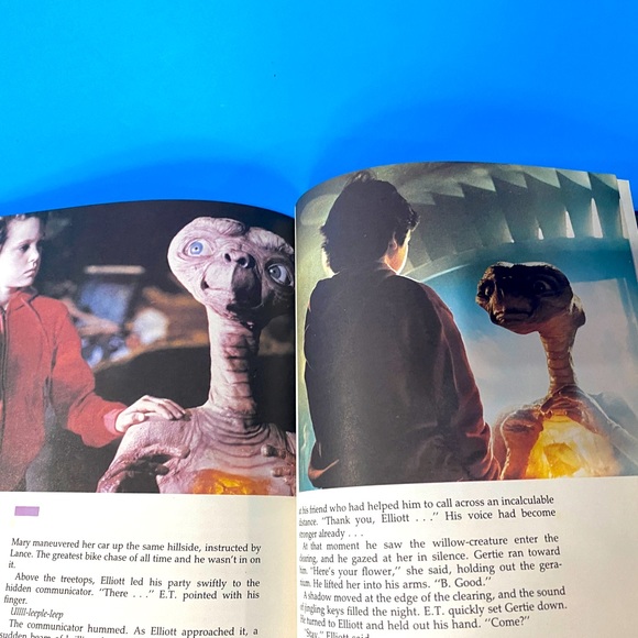 E.T. THE EXTRA TERRESTRIAL STORYBOOK HARDCOVER VTG 1982 STEVEN SPIELBERG - Picture 6 of 10